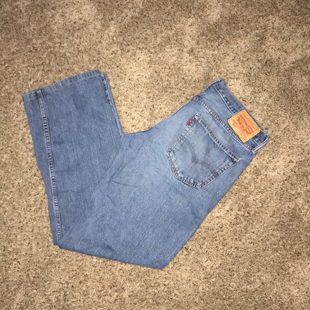 Men’s Levi relaxed straight fit jeans